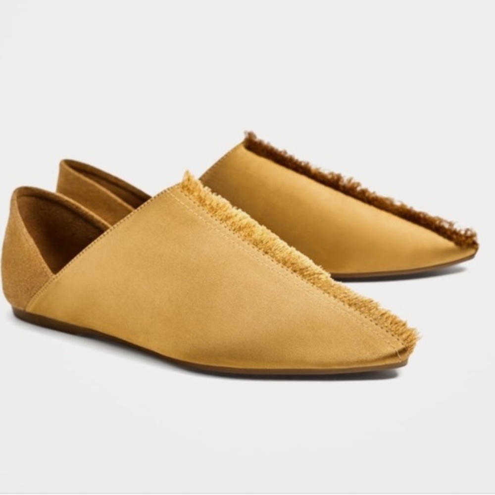 FRAYED FLAT SATIN SLIPPERS